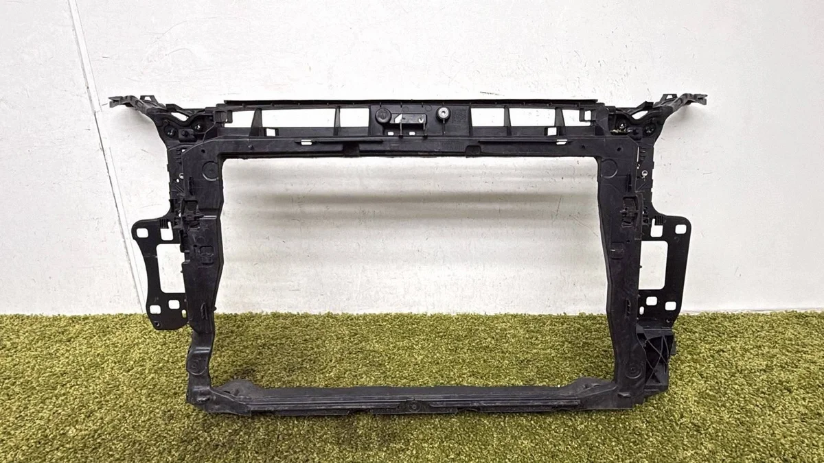 Voorste Versterking Audi Q3 II 83A805594H