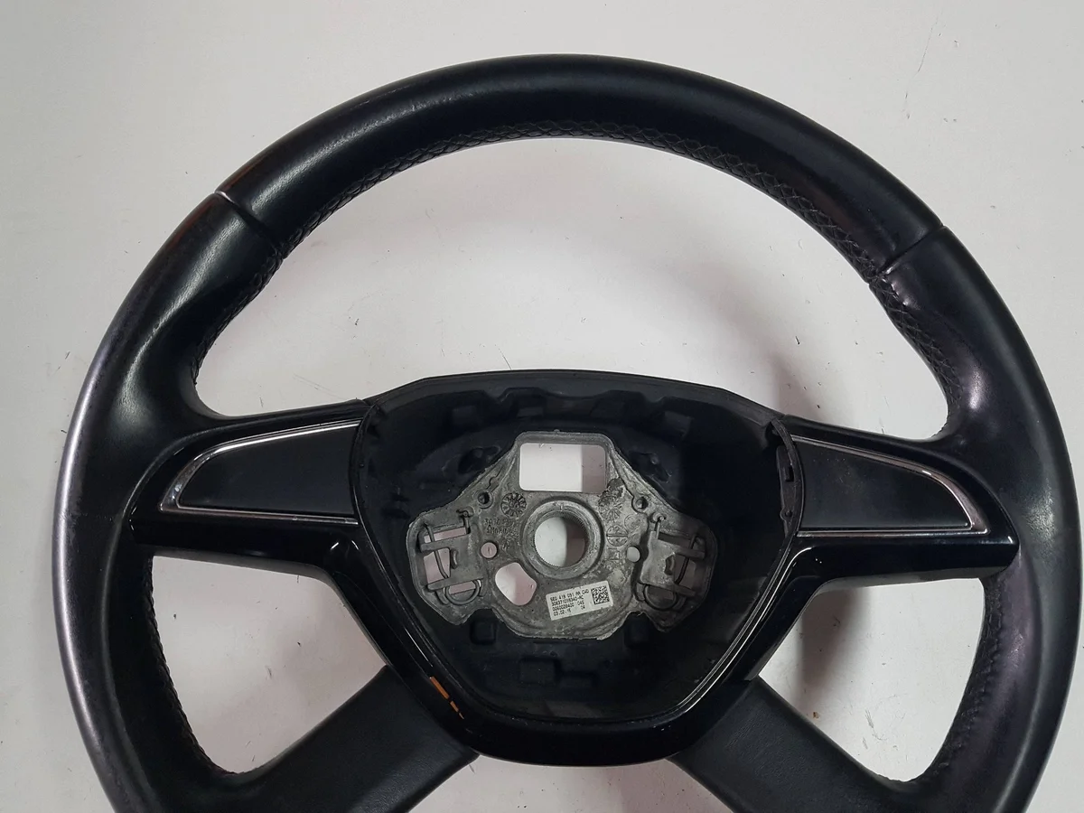 Volante Skoda Octavia 3 5E Usado OEM I5E0419091AAI image 4