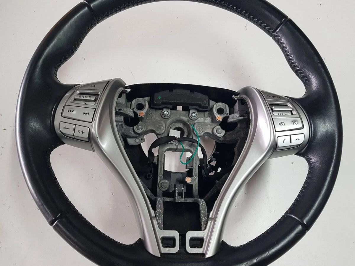 Volant Cuir Nissan Pulsar 2014-2018 OEM I34220770BI image 3