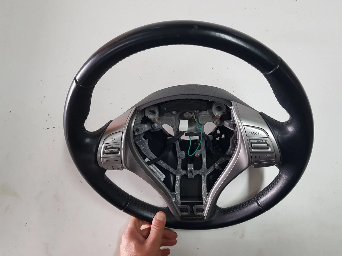 Volant Cuir Nissan Pulsar 2014-2018 OEM I34220770BI image 7