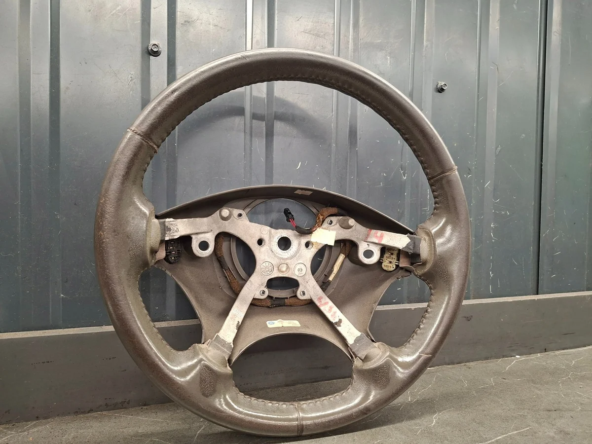 Volant Dodge Caravan IV 3.8 V6 05r