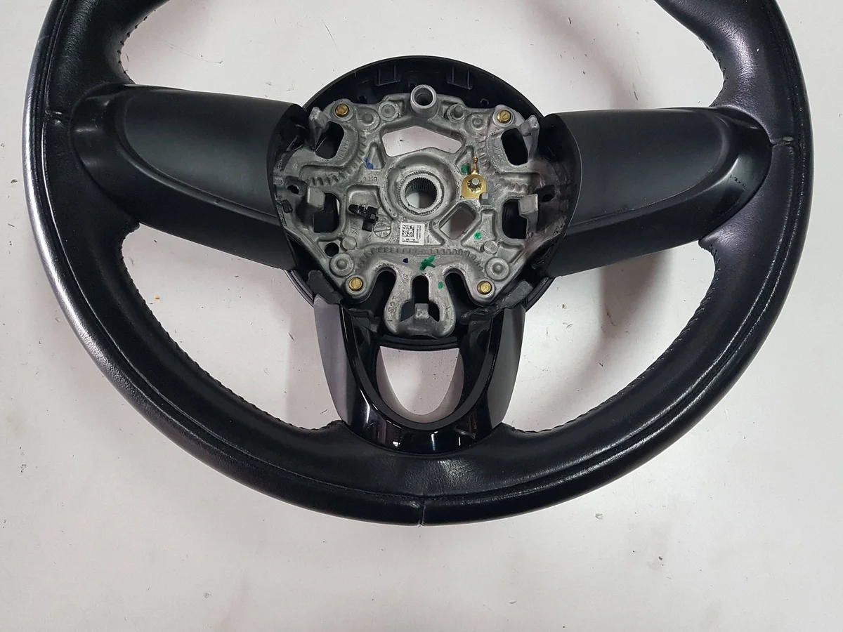 Mini Clubman F54 F55 F56 Läderratt