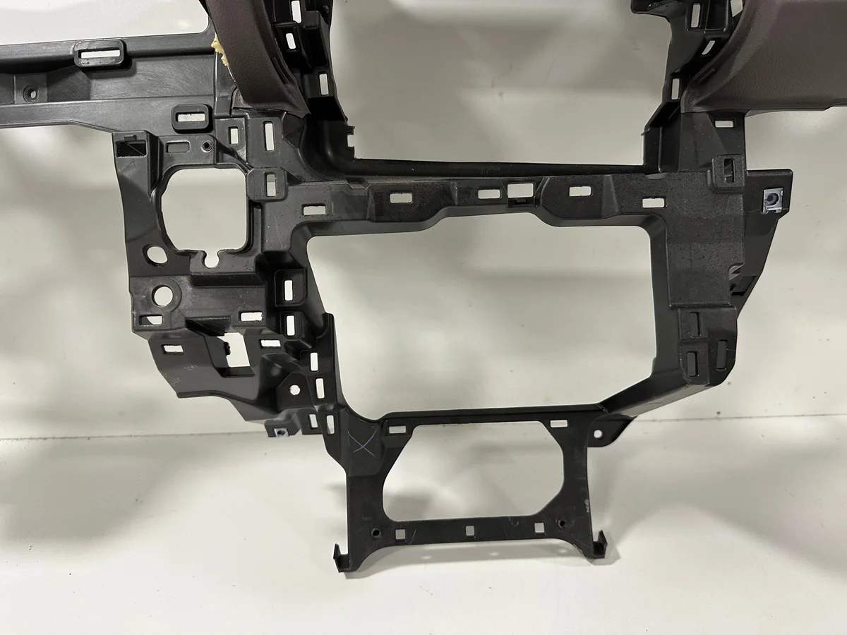 Armaturenbrett Toyota Yaris Cross 55302-0D370 image 4
