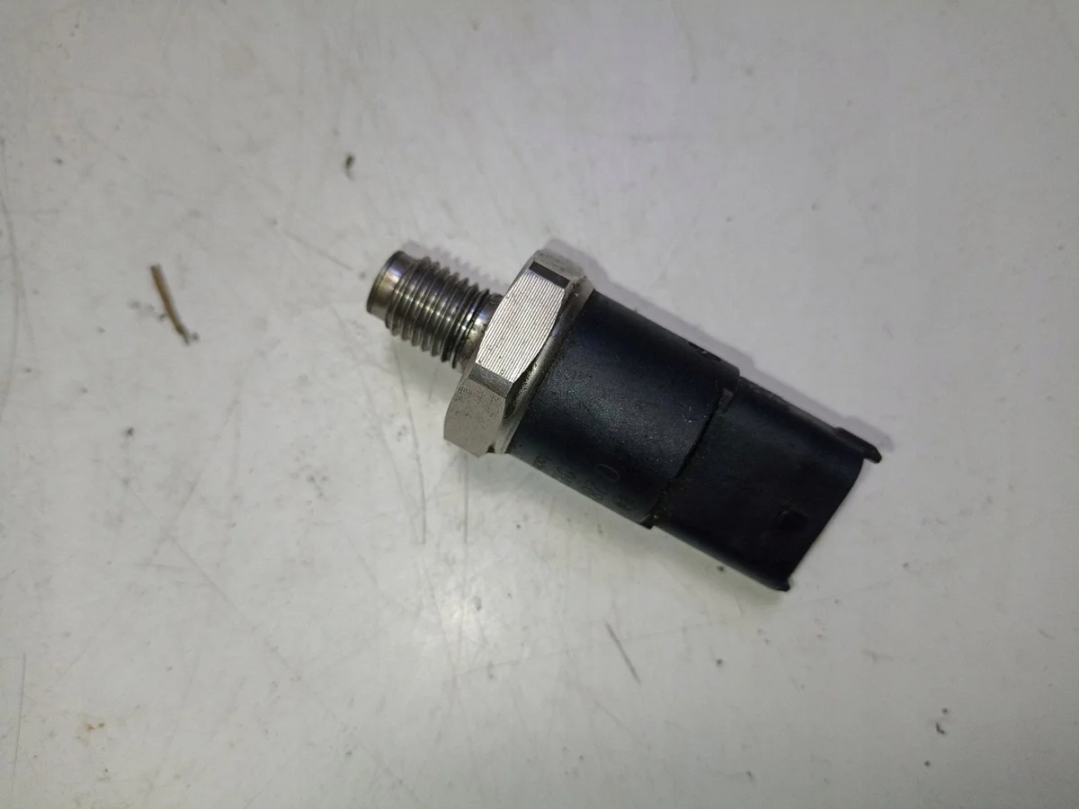 Alfa Romeo 0281002405 Brandstofdruk sensor image 4