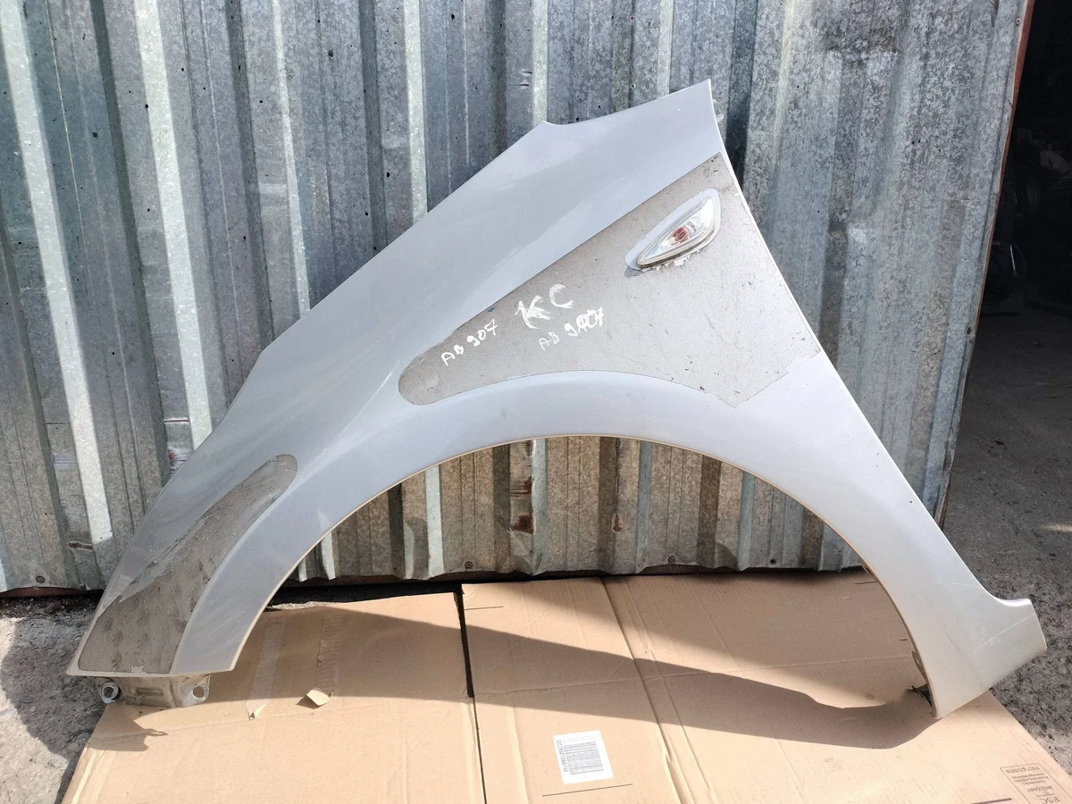 Kotflügel vorne links KIA Ceed II AB907