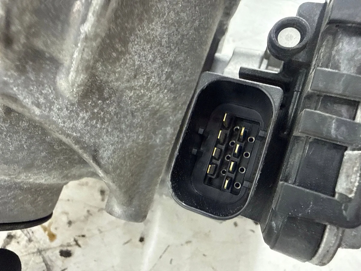 Porsche Macan 3.0 TDI Gearbox Reducer 95B341010 image 6