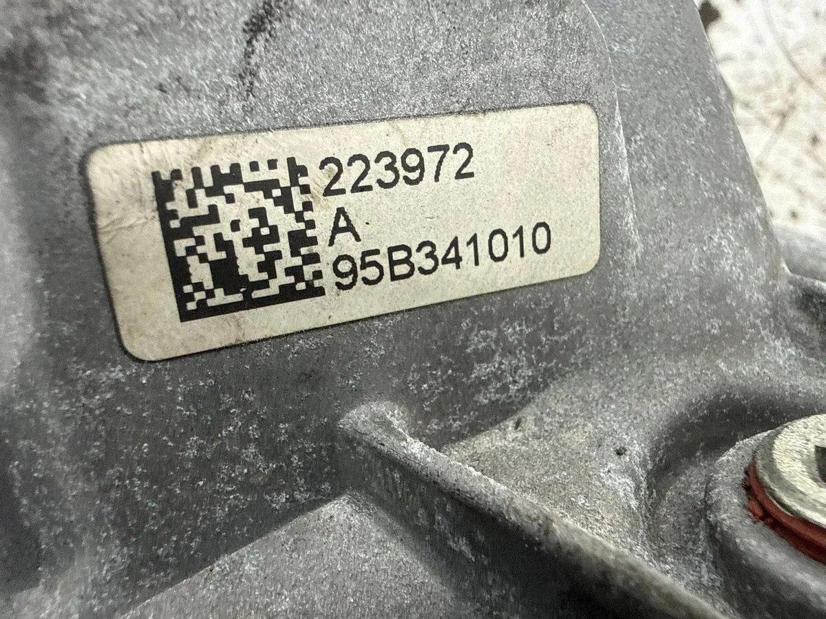 Porsche Macan 3.0 TDI Gearbox Reducer 95B341010 image 9