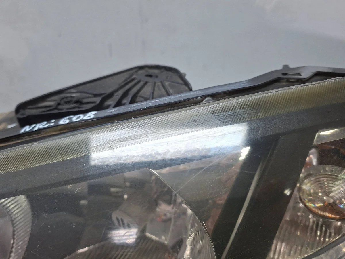 Farol Esquerdo Renault Laguna II 8200481196 image 4