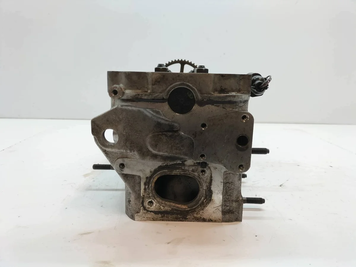 Cilinderkop 1.6 8V MPI VW Golf V image 6