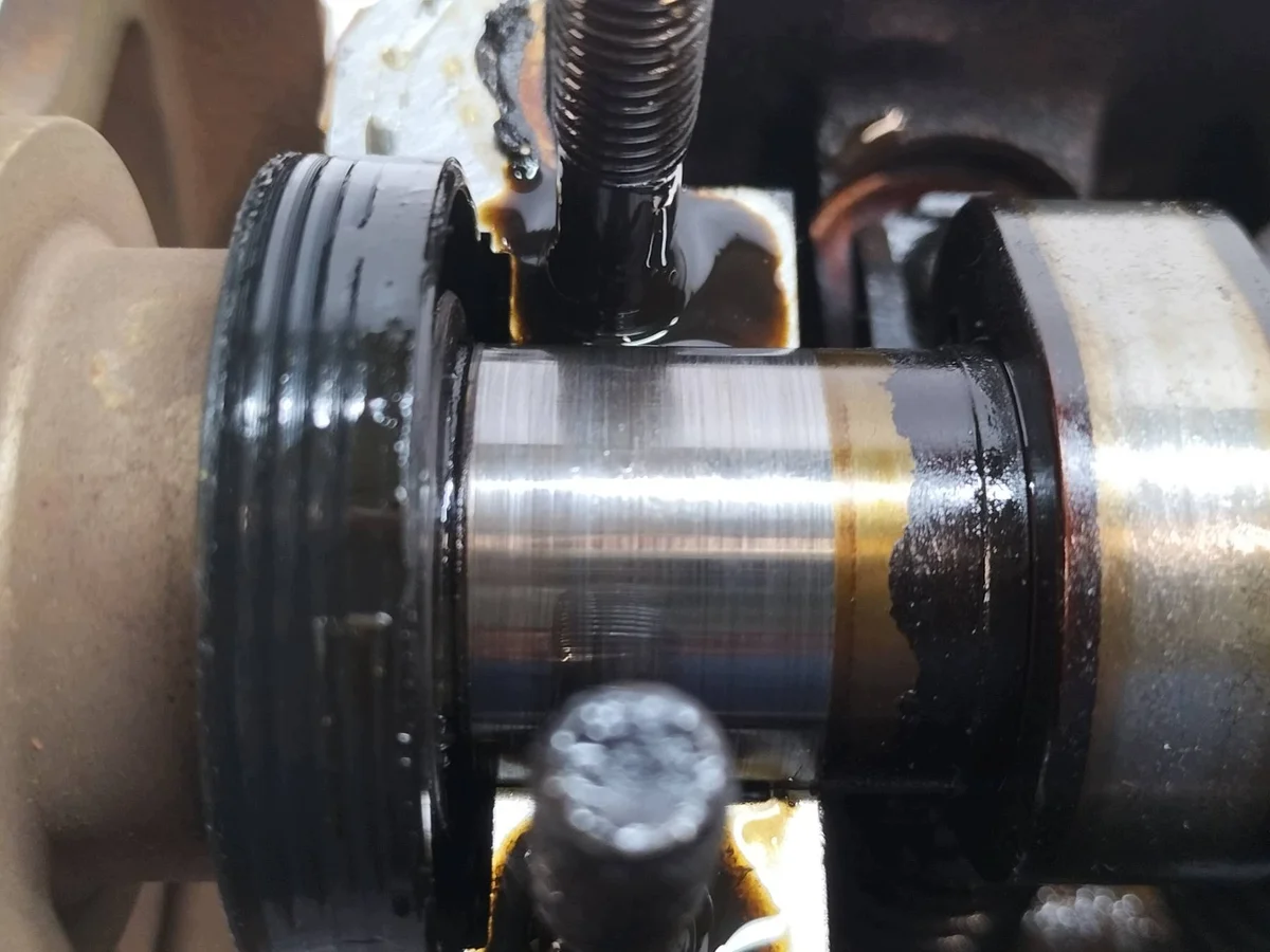 Cilinderkop 1.6 8V MPI VW Golf V image 8