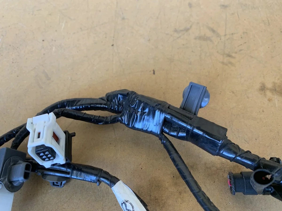 Mazda N452-67-290 Cable Sensor PDC Usado image 3