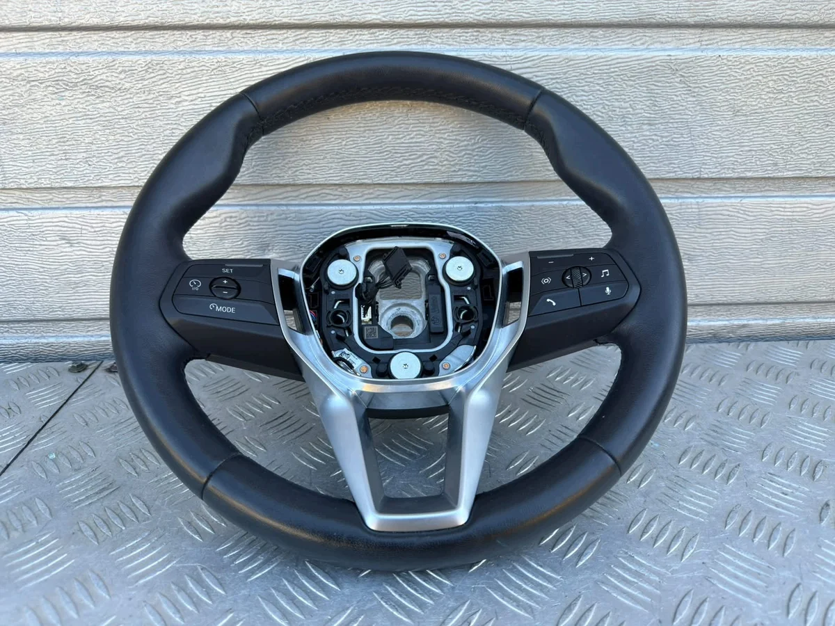 Volante BMW X1 U11 X2 U10 in pelle