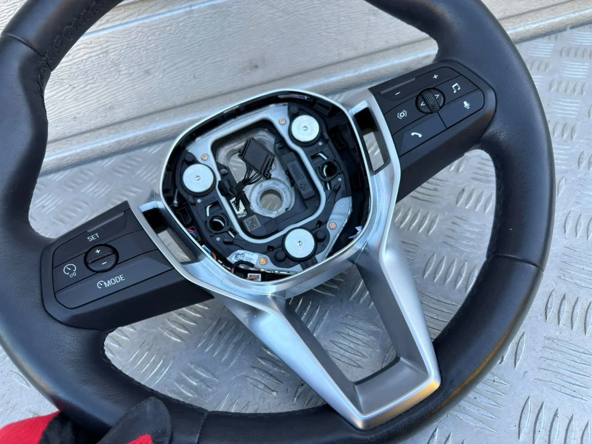 BMW X1 U11 X2 U10 Lederlenkrad Multifunktion image 6