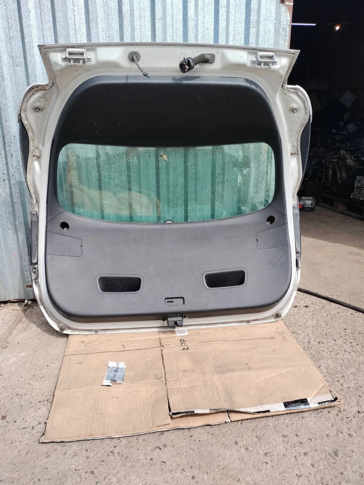Heckklappe KIA Ceed II gebraucht AK236 image 3