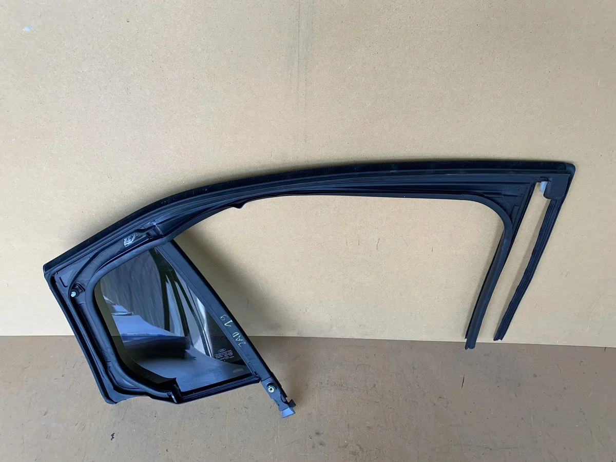 Ford Focus IV MK4 Linker Achterdeur Afdichting image 4