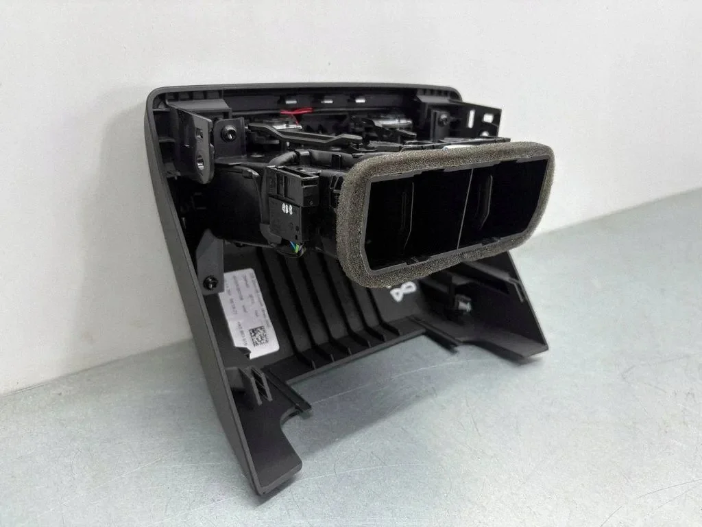 Rejilla Ventilación Trasera Audi A7 Sportback 4K0819203A image 5