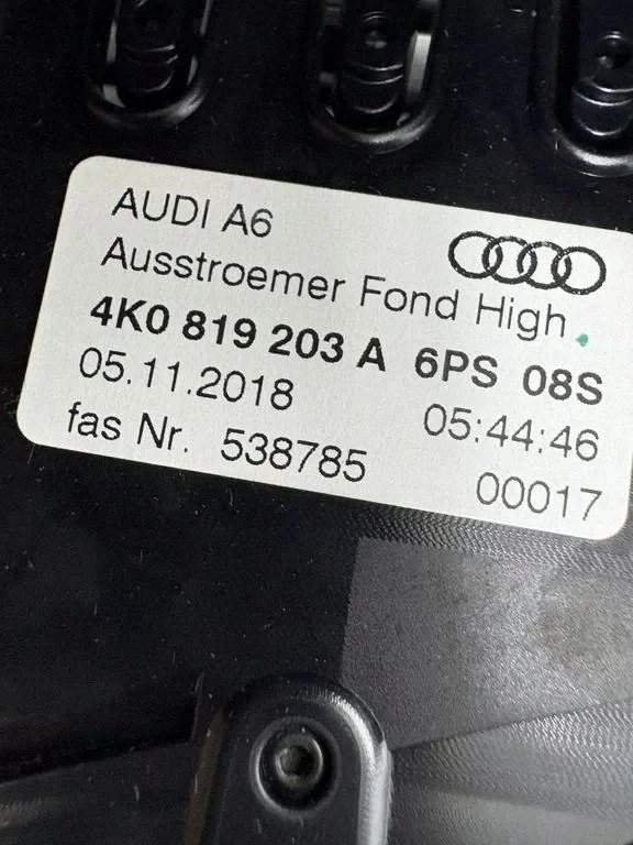 Rejilla Ventilación Trasera Audi A7 Sportback 4K0819203A image 7