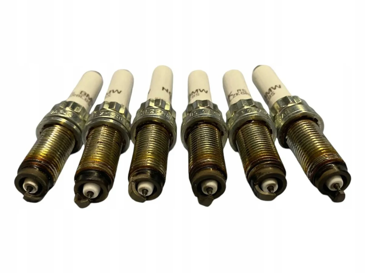 Zündkerze BMW M3 OEM SILZKGR8E8S image 8