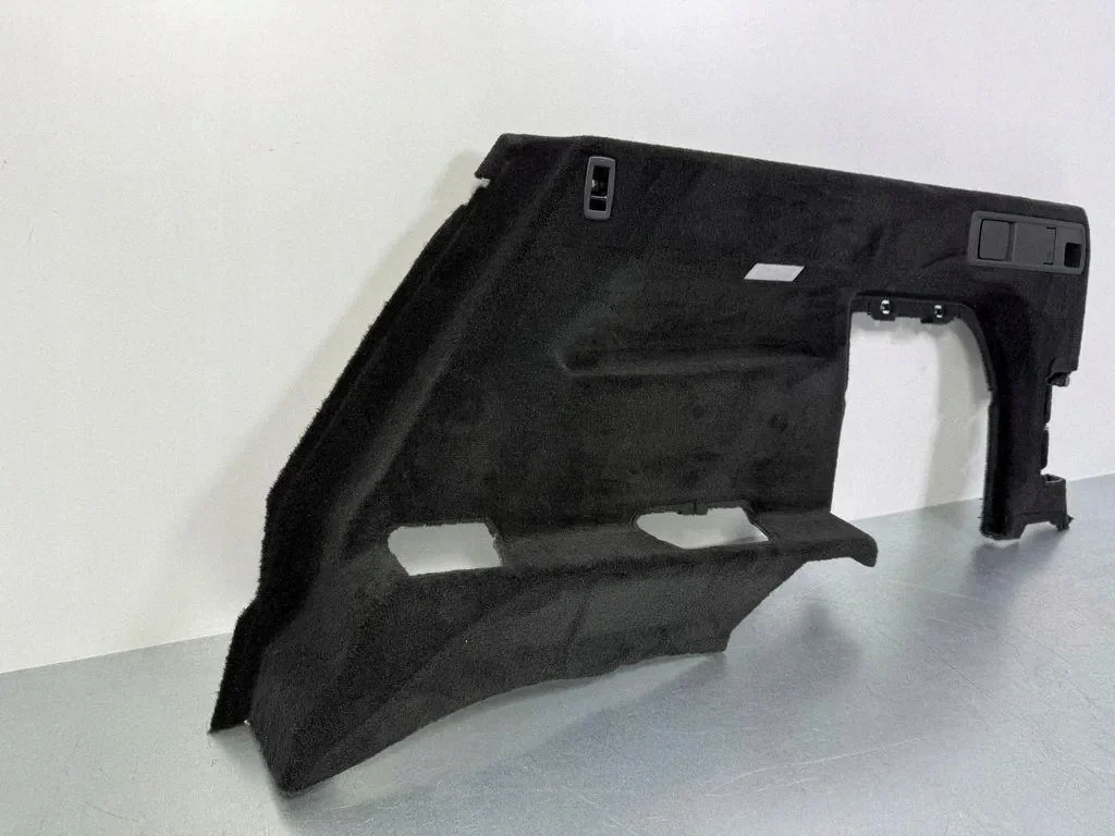 Bagagerumsmatta BMW X5 G05 höger image 7