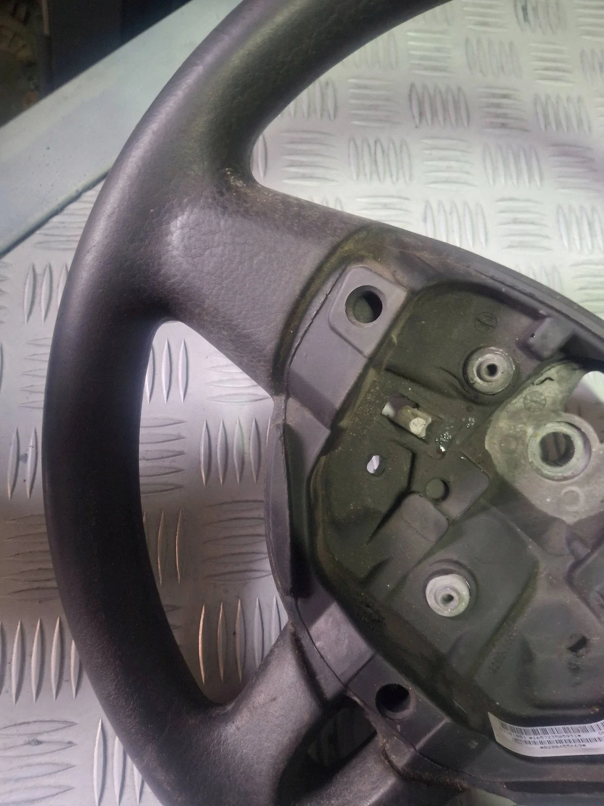 Volante Renault OE 8200455669 Usado image 4
