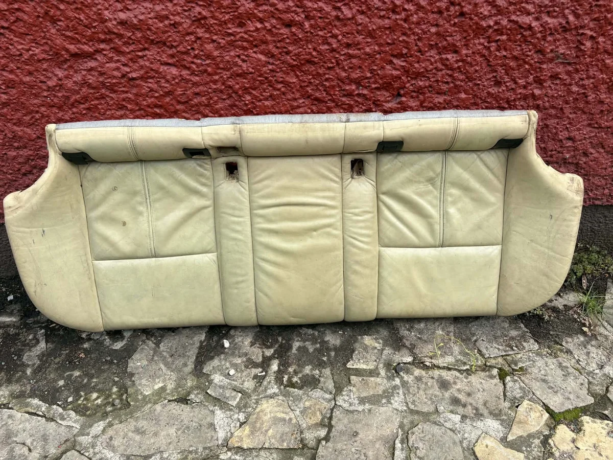 Asiento trasero BMW E39 Touring cuero negro