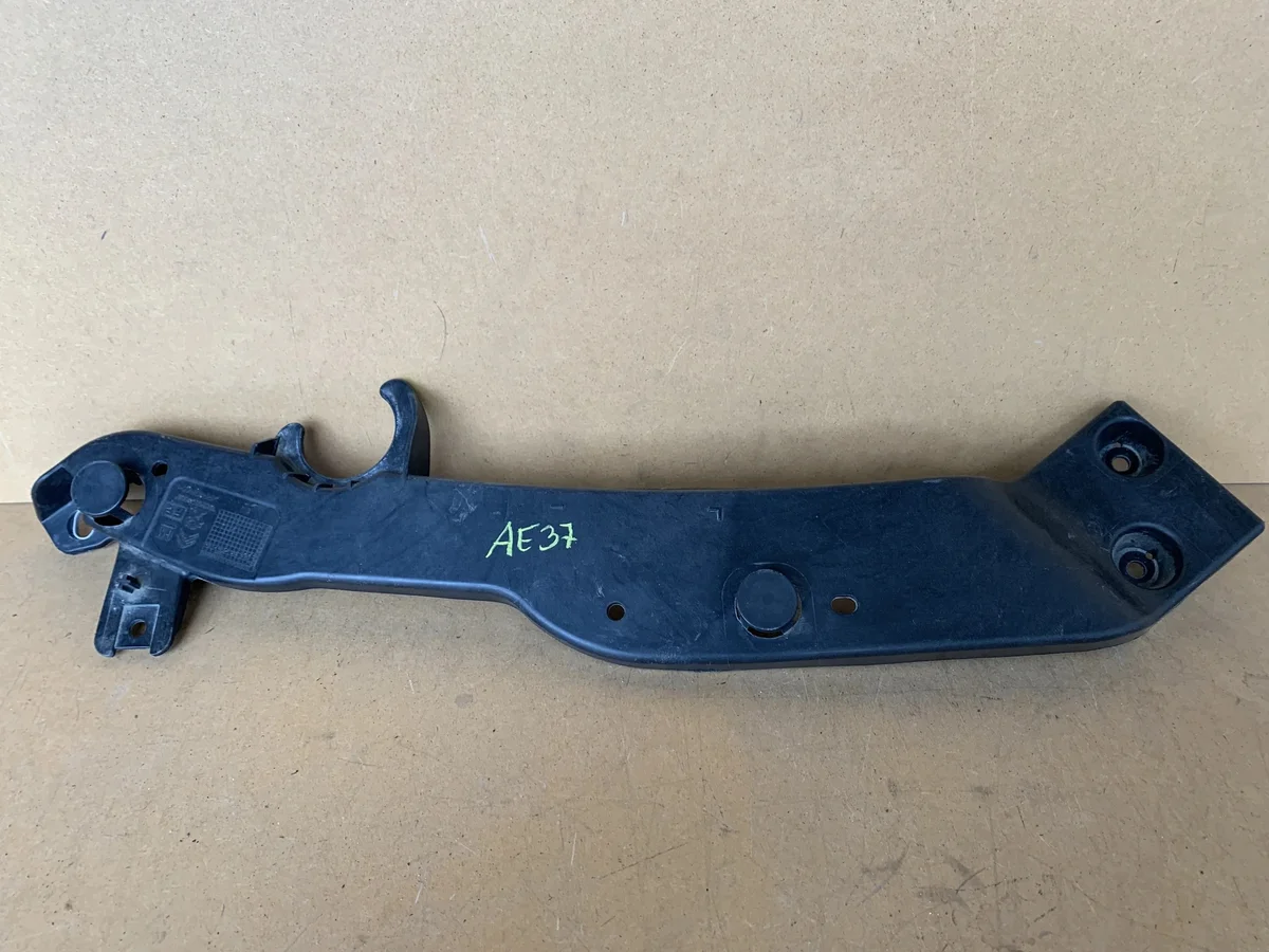 Suporte Guia Cinto Dianteiro Direito Citroen Berlingo IV