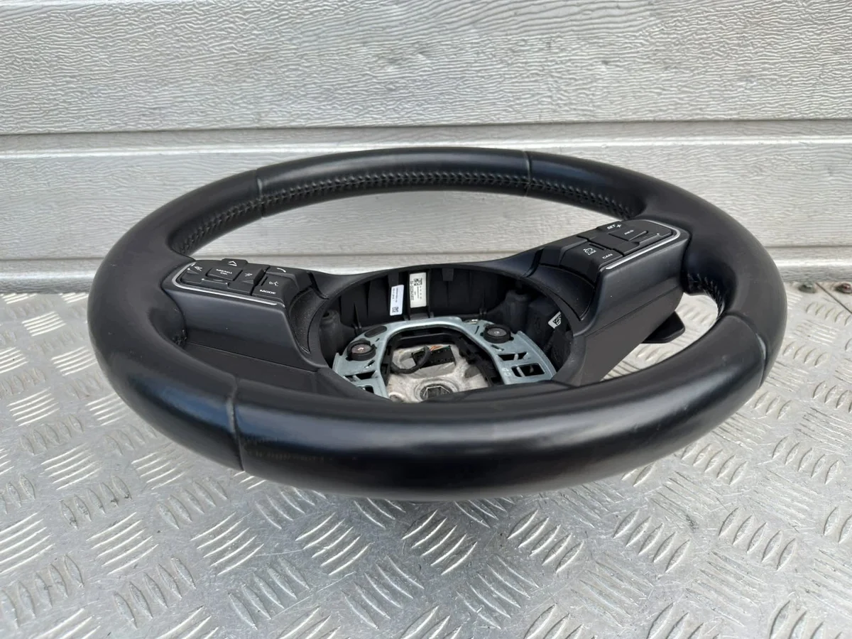 Volant Multifonction Jaguar F-PACE GX73-3F563-PD8PVJ image 5