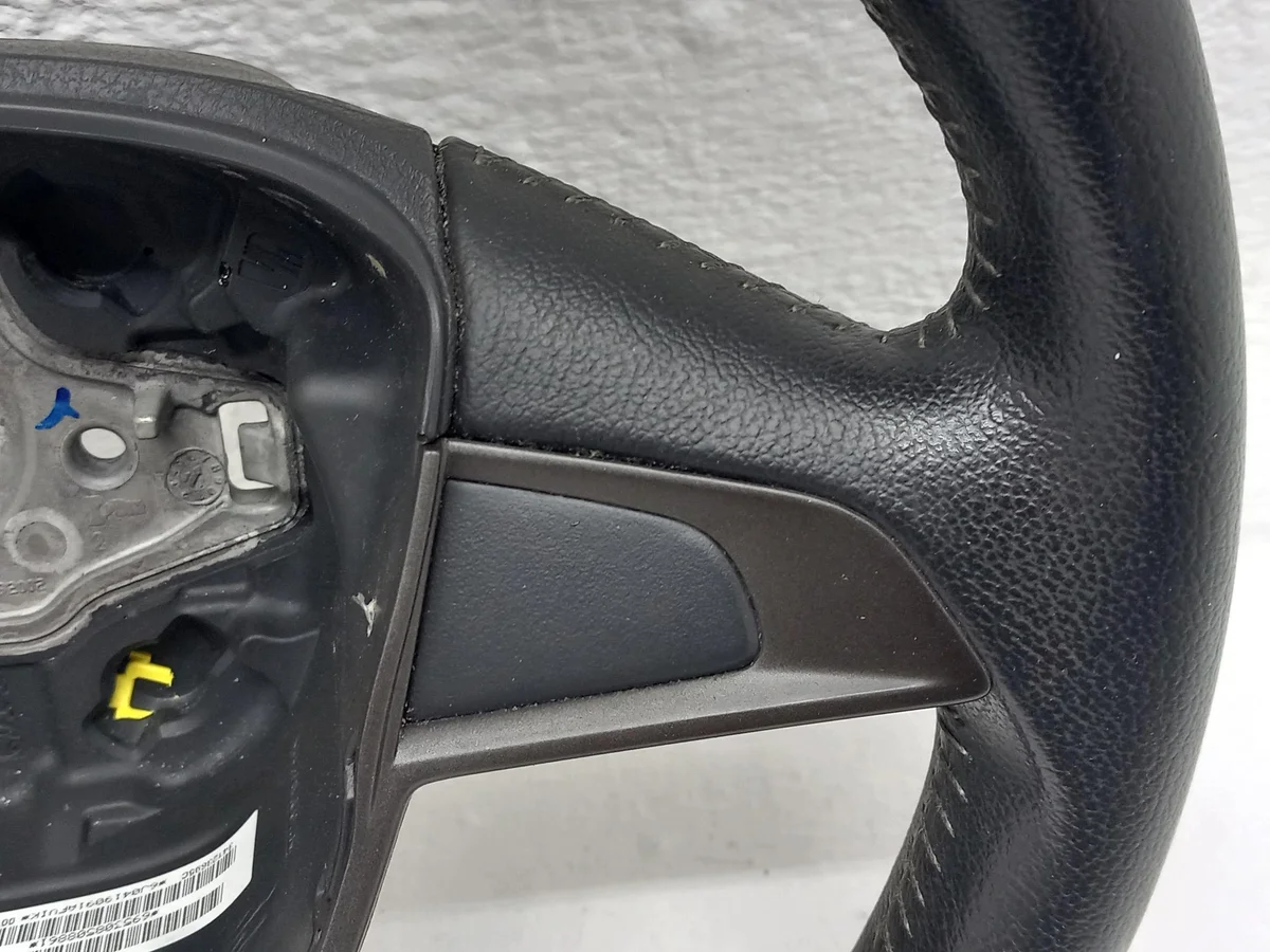 Seat Ibiza IV 6J Lenkrad Leder 3-Speichen image 4