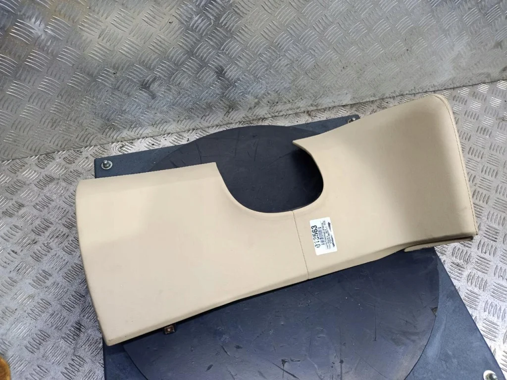 Tesla Model S Cubierta Columna Dirección Usada