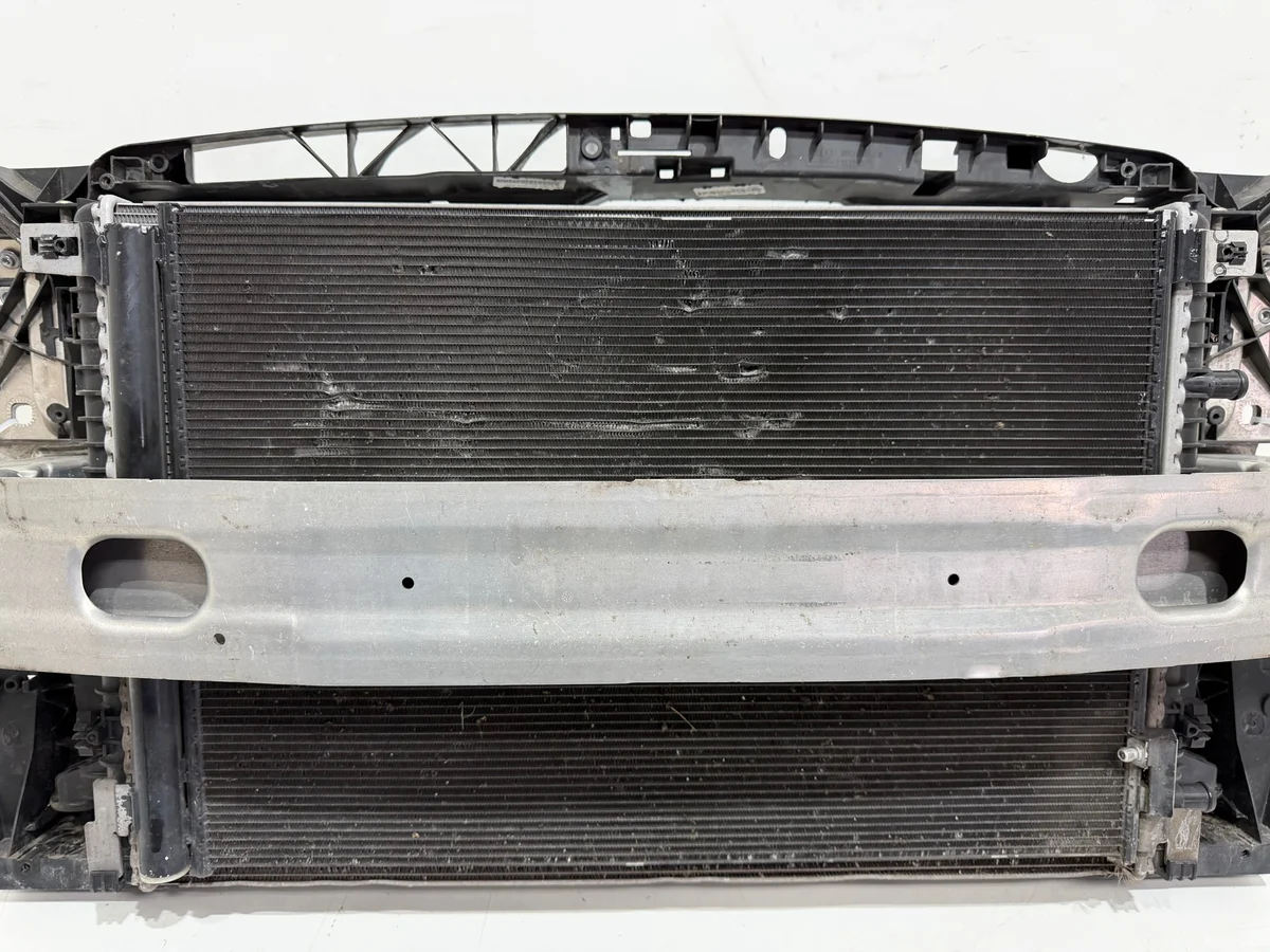 Audi A4 B9 8W0 2.0 TDI Panel Frontal Usado image 5