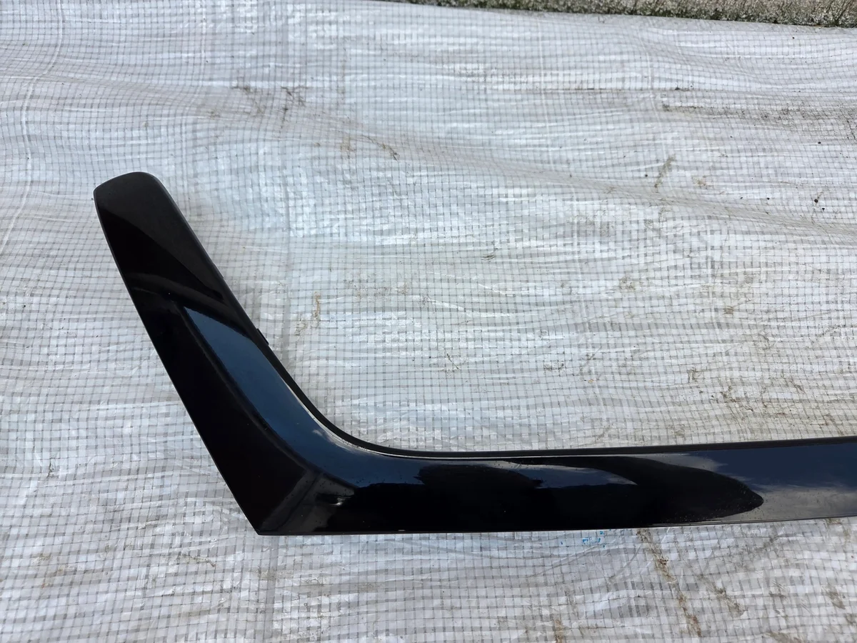 Moldura lateral Kia Ceed II 82722-A2000 image 3