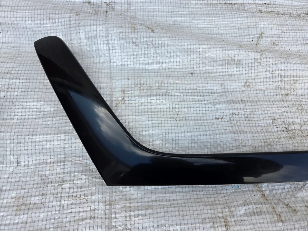 Moldura lateral Kia Ceed II 82722-A2000 image 3