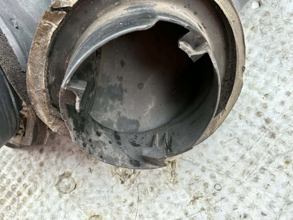 Luftkanal für BMW E39 Innenraumfilter links