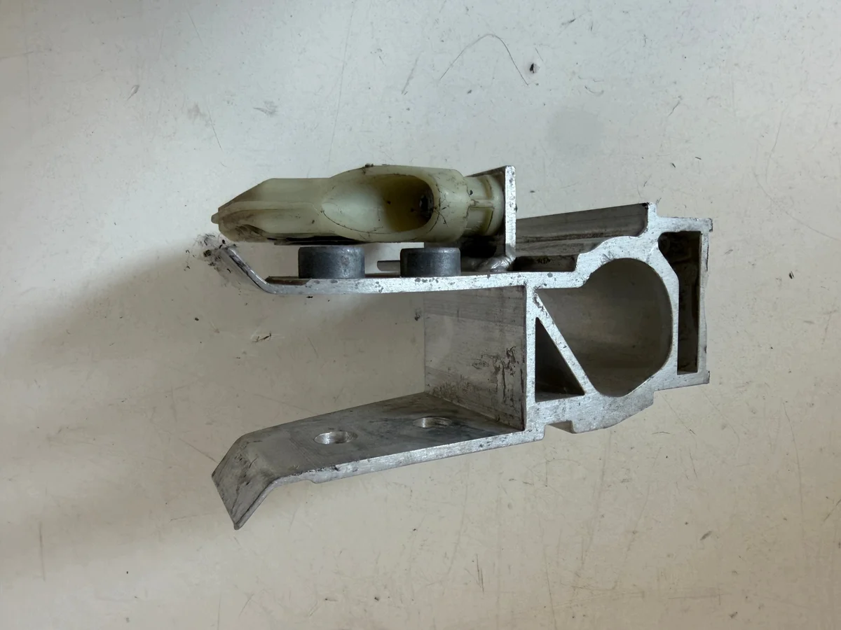 BMW G42 G20 G21 G22 G23 Kühlerhalter rechts image 3