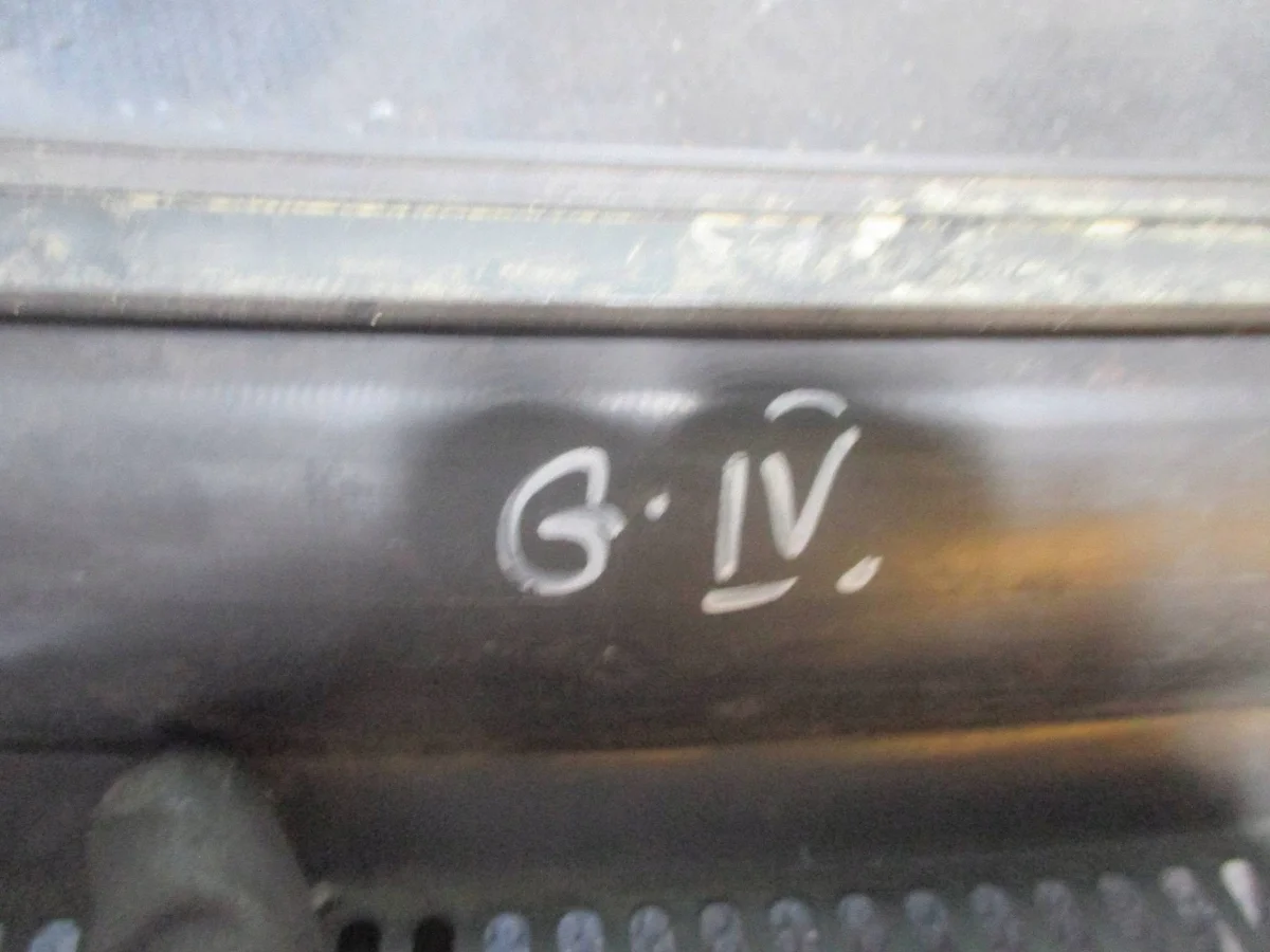 Podszybie Volkswagen Golf IV 1J1819415B
