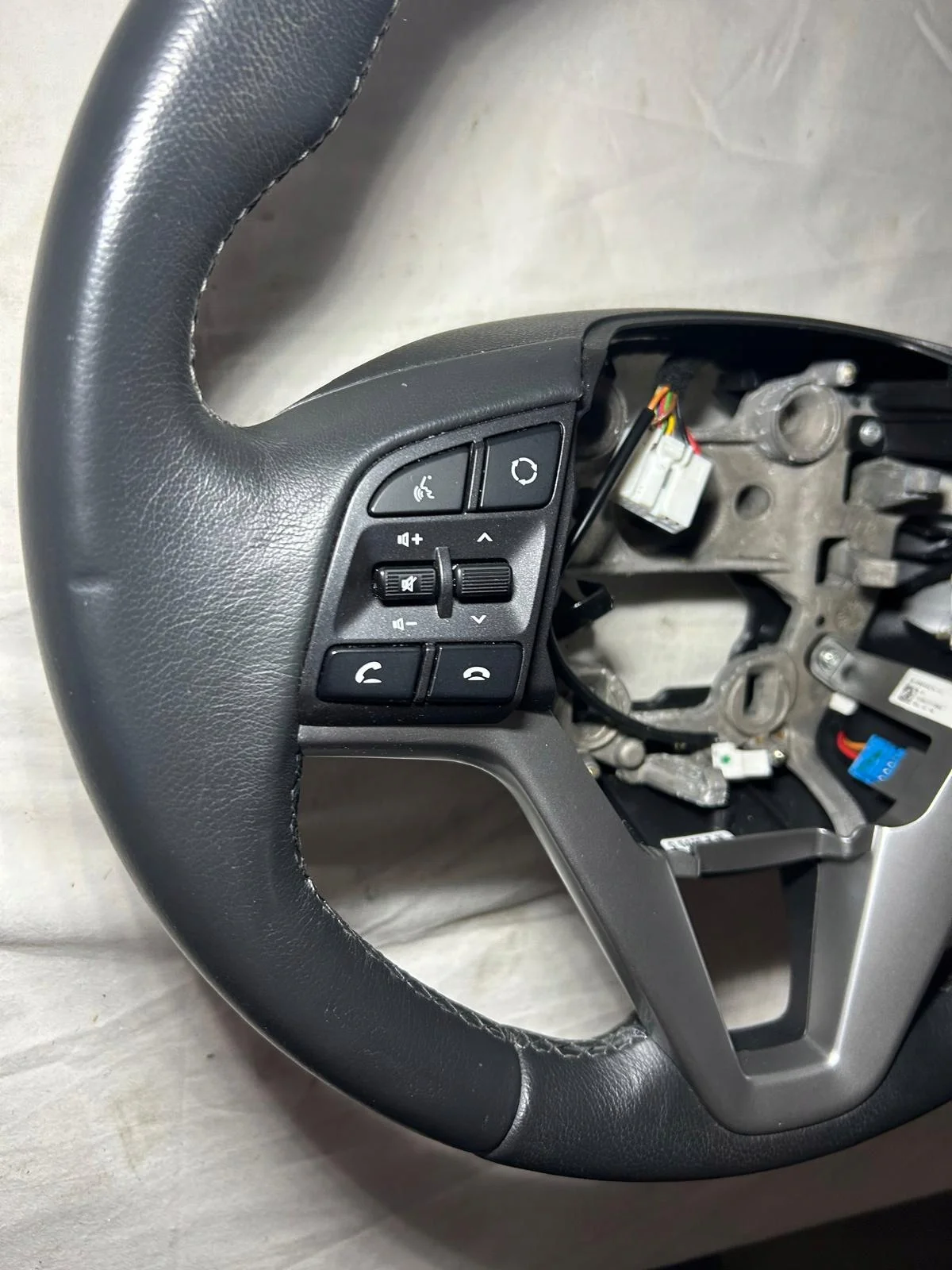 HYUNDAI TUCSON LIFT Multifunktionslenkrad image 3