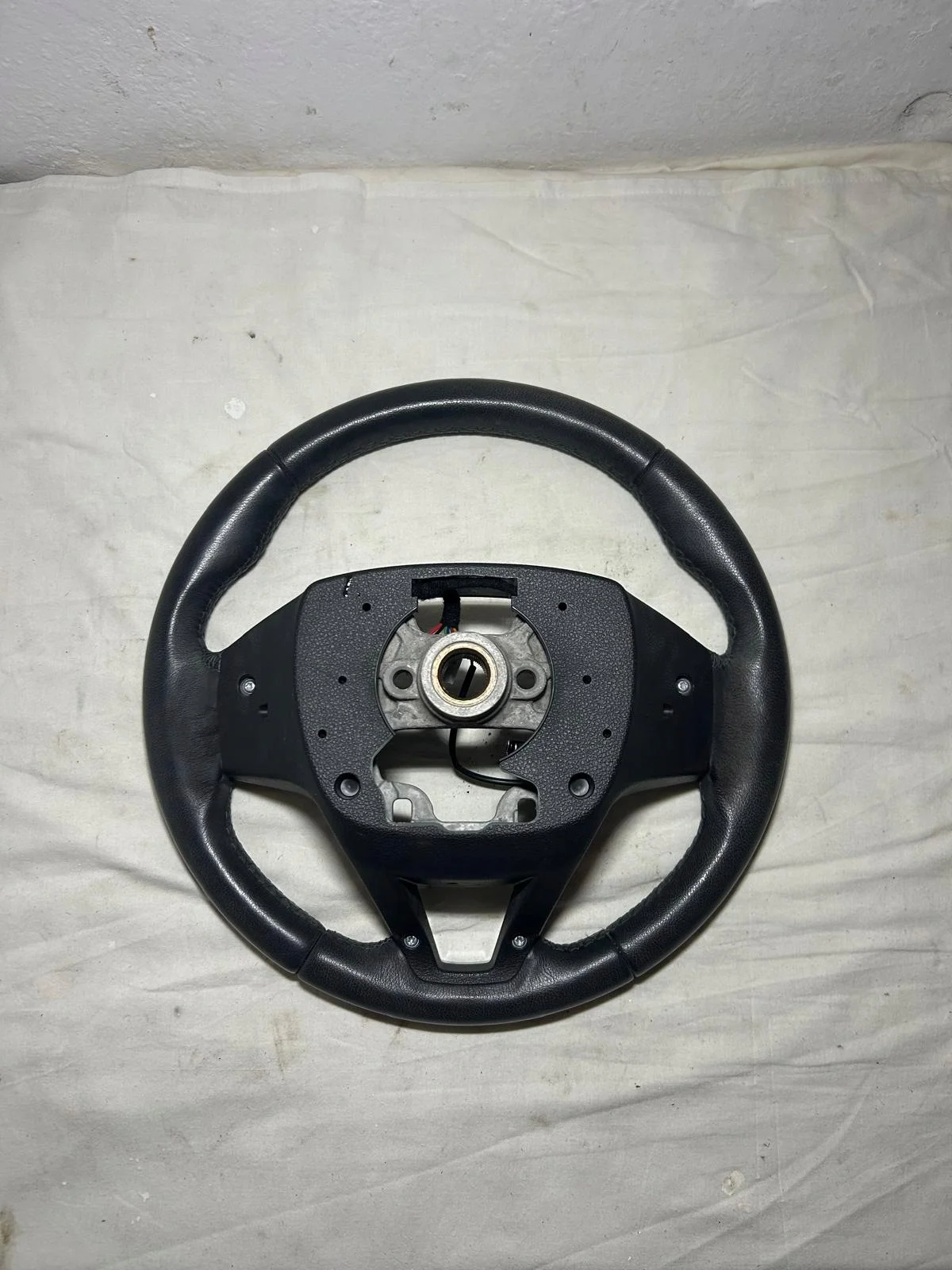 Hyundai Tucson III Multifunktionsratt Läder 96720-D7220 image 4