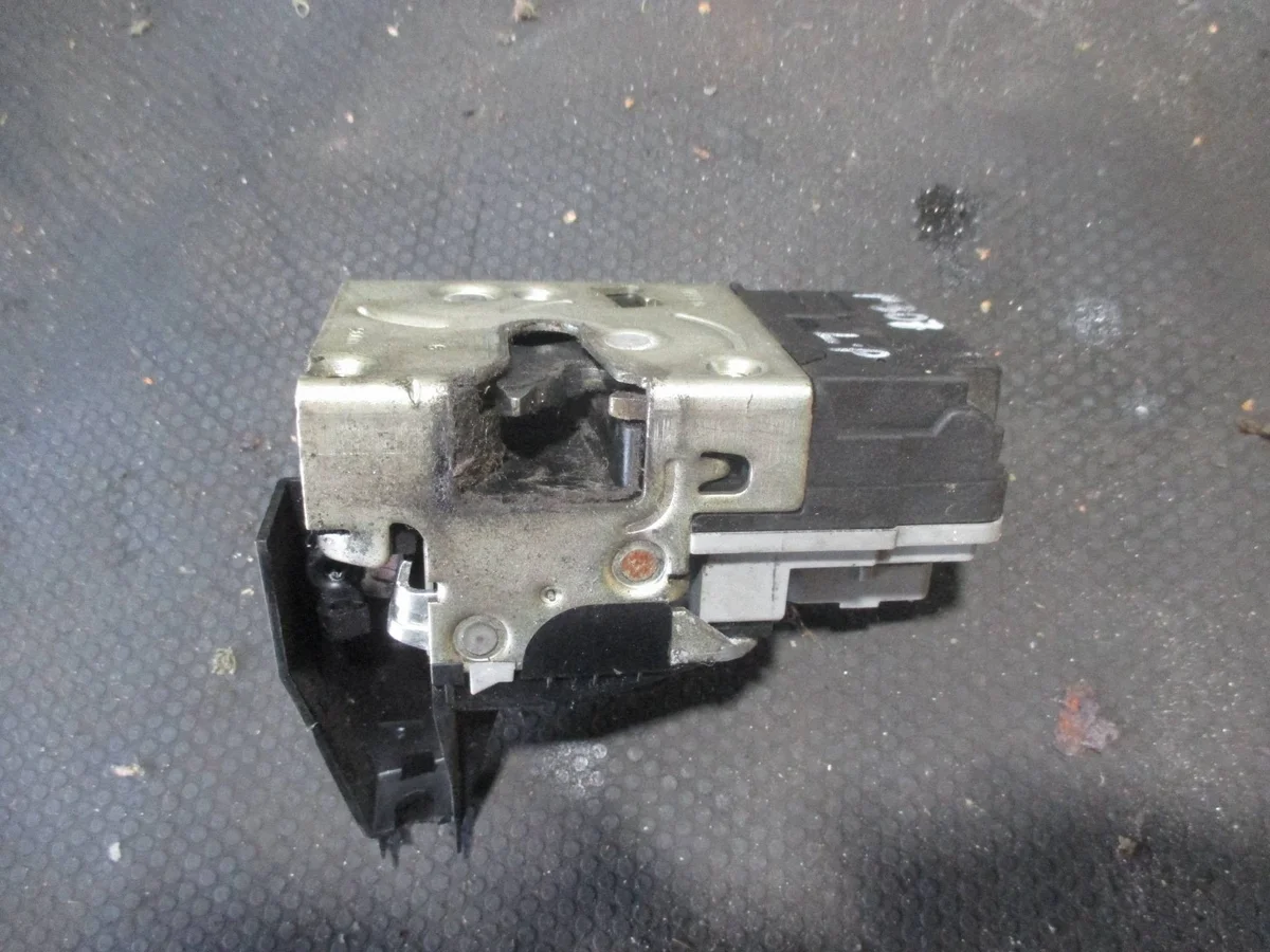 Serrure Porte Avant Gauche Peugeot 307 AIC10976