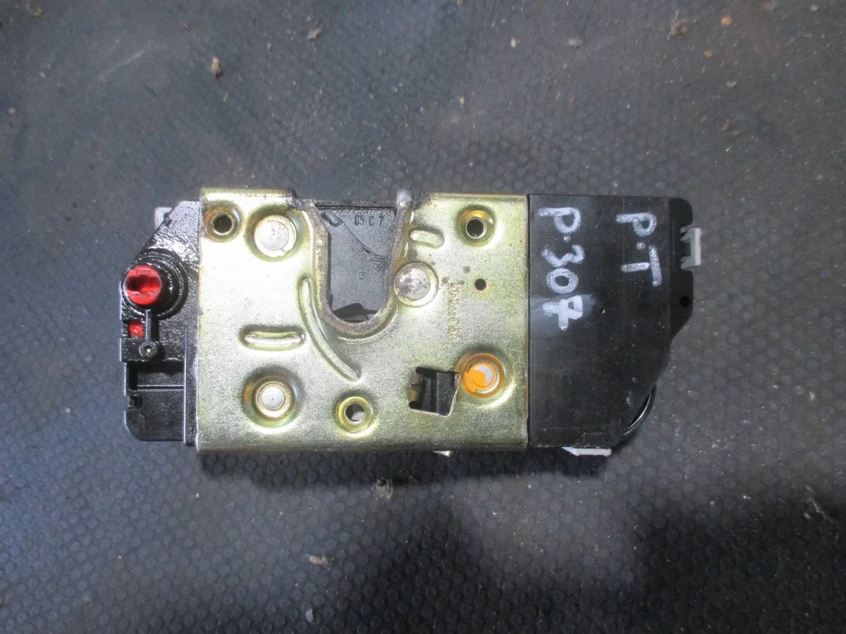 Achterdeur slot rechts Peugeot 307 AIC10980