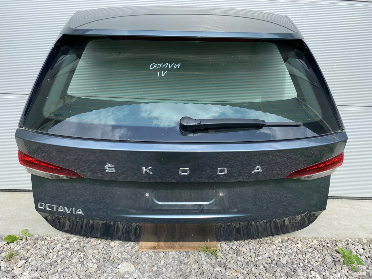 Hayon Skoda Octavia IV Kombi Gris image 3