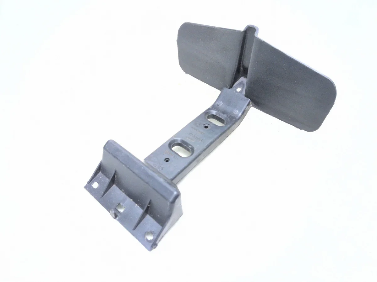 Peugeot 308 2009 Halterung Konsole 9659978680