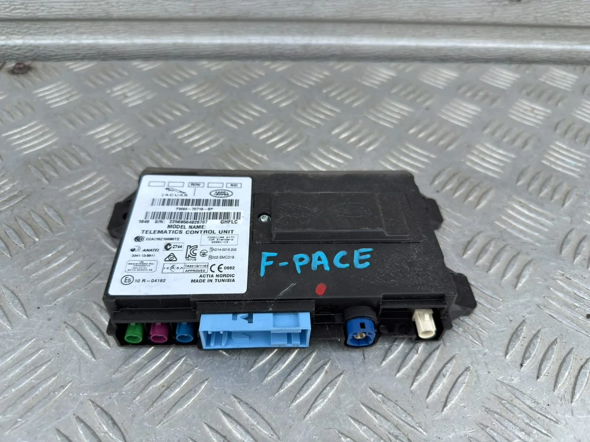 Jaguar F-Pace moduuli FW93-70718-SP