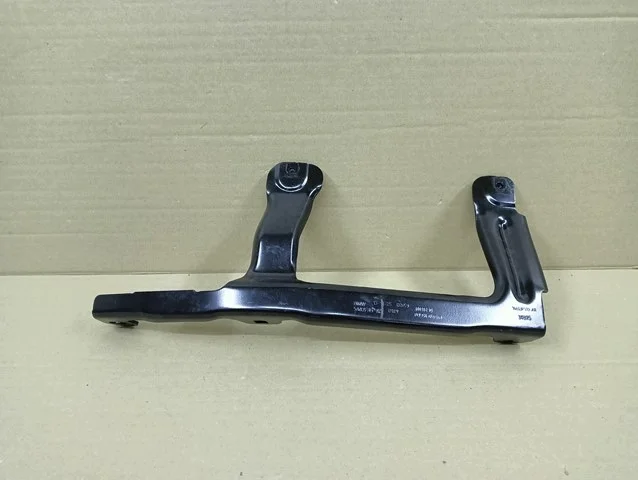 BMW V 5 G60 G61 Front Left Beam Bracket