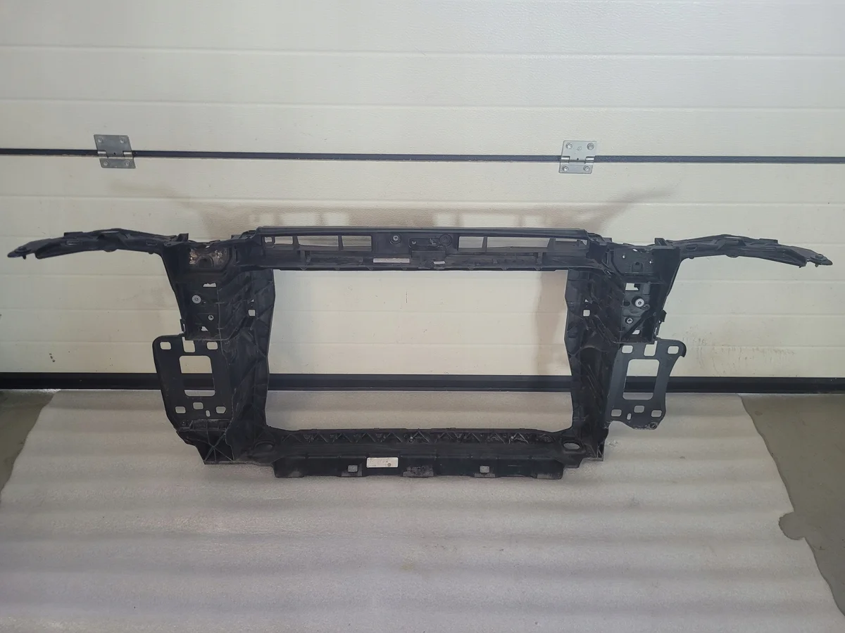 Audi 83A805594G Rinforzo Anteriore Usato image 4