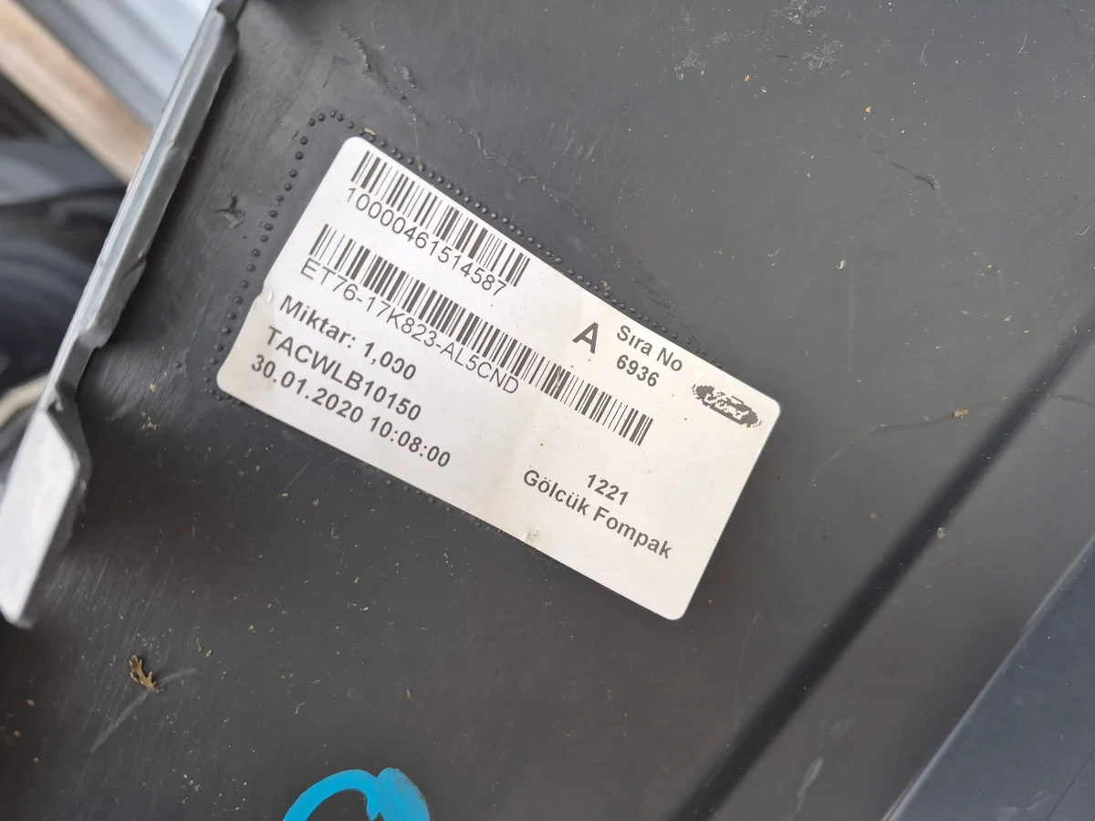 Ford Transit Courier Achterbumper ET76-17K823 image 5