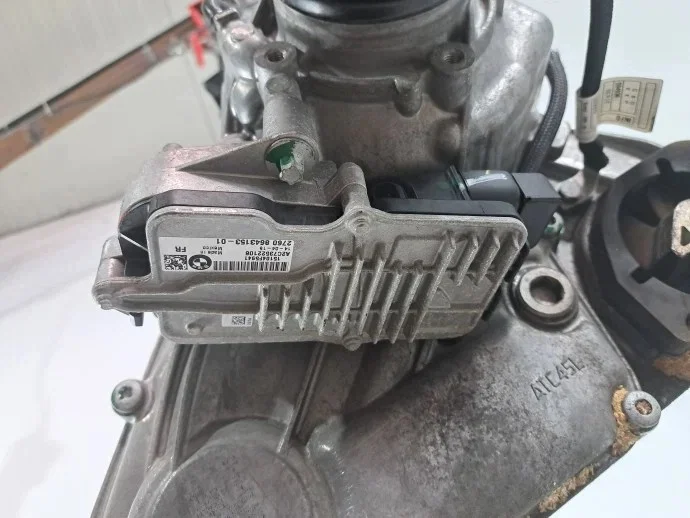 Verdelingbak BMW X5 F15 F85 8643151-01 image 4