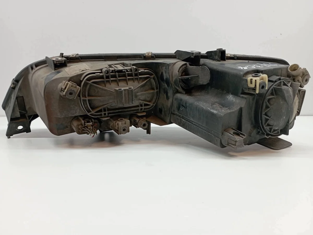 Faro Completo Mazda 6 I (2002-2008) Usado image 4