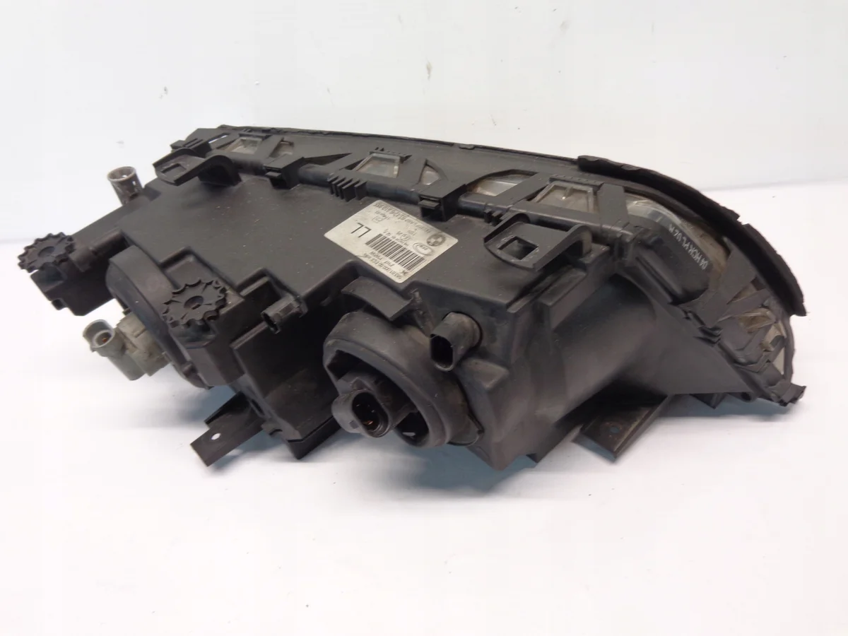 BMW E46 Sedan Kombi Left Front Headlight Used image 6