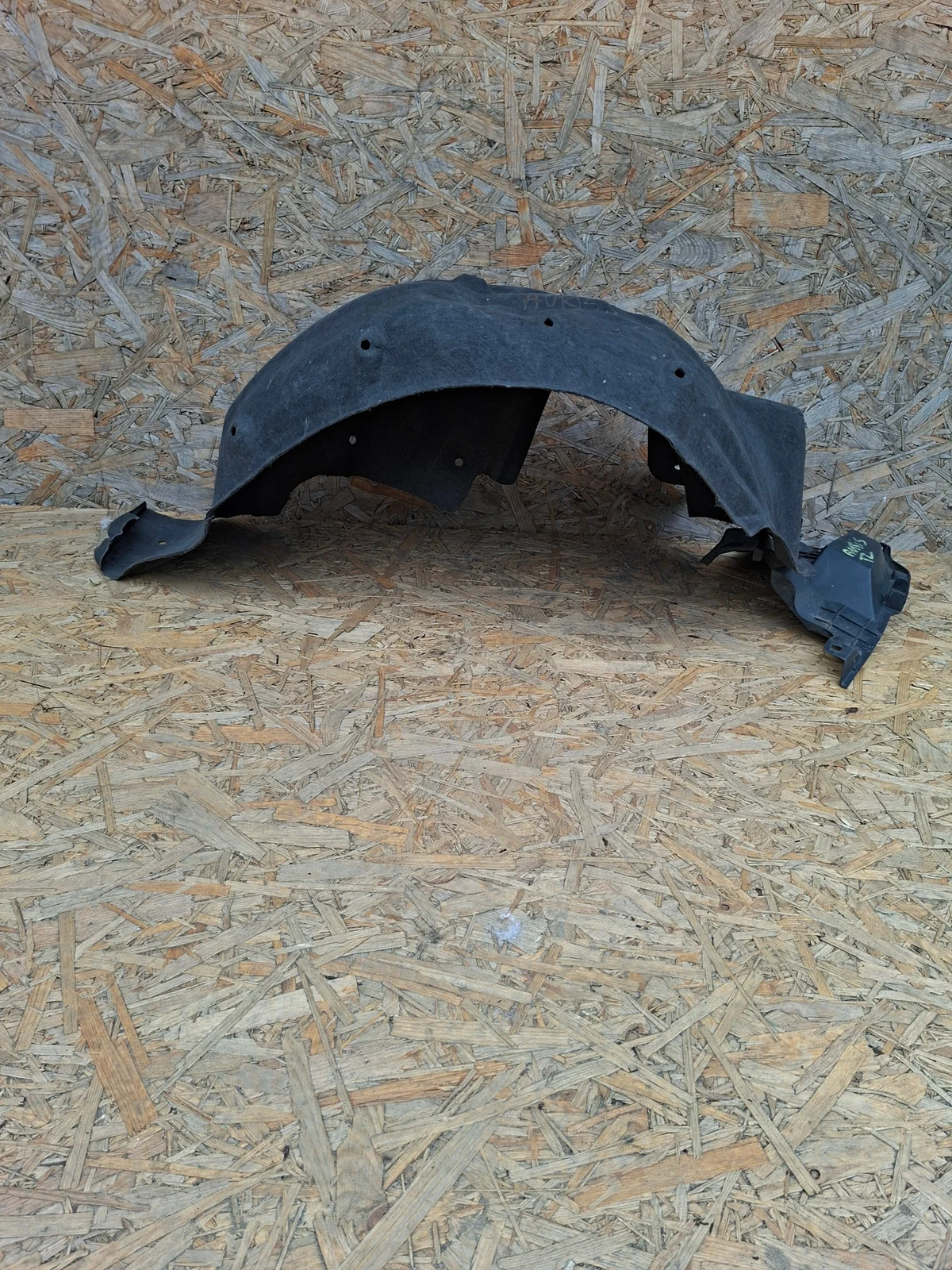 Radlauf hinten links Toyota Auris 6563802040