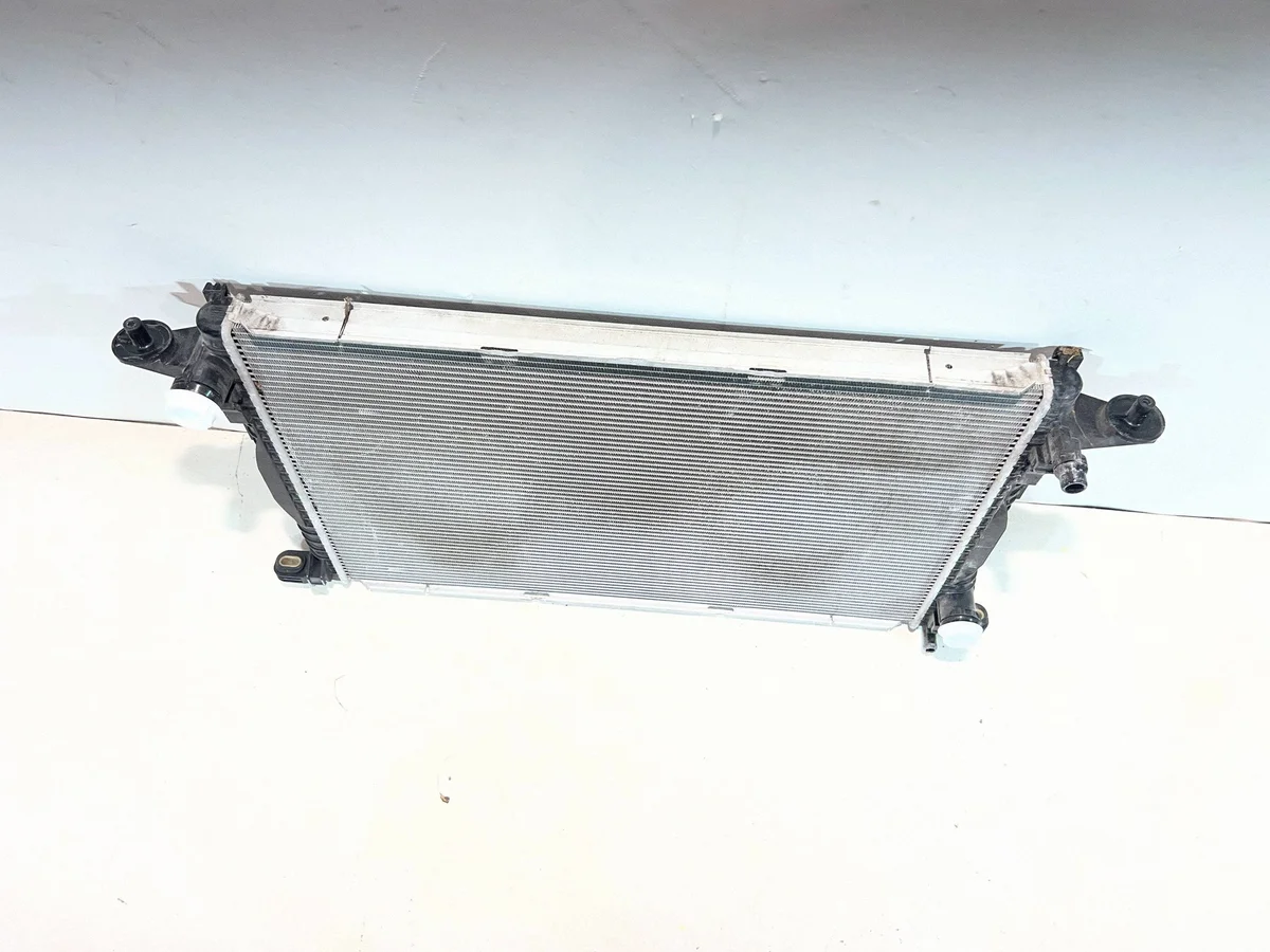 Radiateur d'eau Audi A4 A5 A6 A7 A8 Q7 Q8 image 4